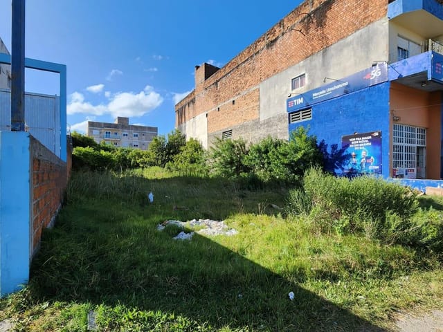 Terreno com 807m², à venda, no bairro Areal em Pelotas