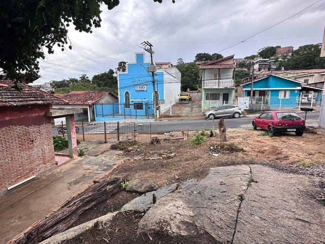 Terreno com 1050m², à venda, no bairro MORBIDELLI em Extrema