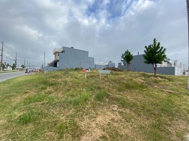 Foto do Terreno - Oportunidade Única: Terreno Excelente no Laranjal com 145m² para você construir a casa dos seus sonhos, Pelotas! | UP Imóveis