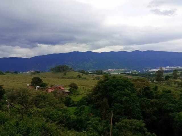 Terreno com 1500m², à venda, no bairro Godoy em Extrema