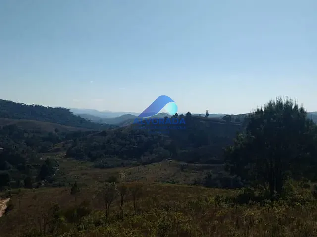 Terreno com 4700m², à venda, no bairro Vila Abernéssia em Campos do Jordão