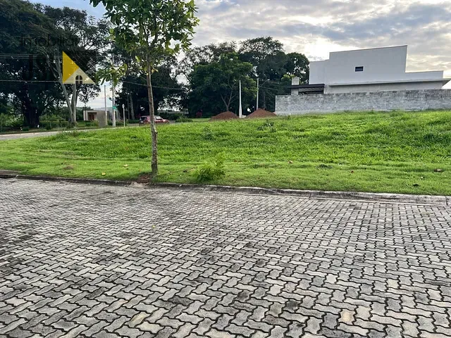 Terreno com 683m², à venda, no bairro Condomínio Residencial Ecopark Bourbon em Caçapava