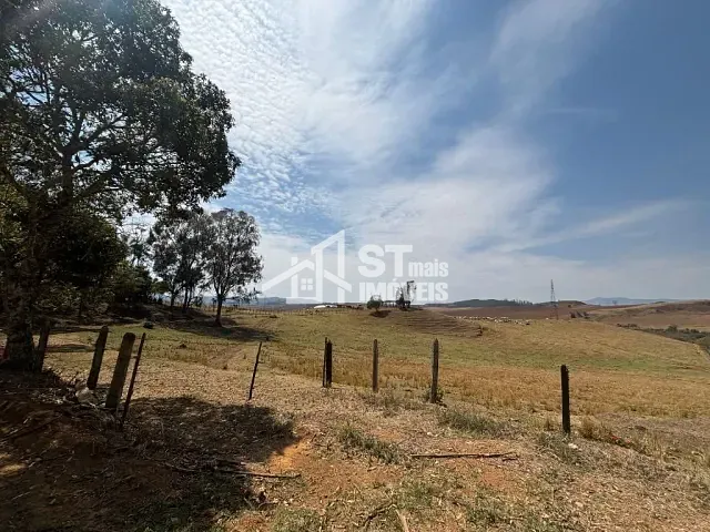 Terreno com 193600m², à venda, no bairro Zona Rural em Andradas