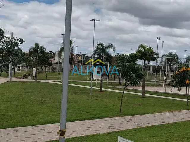 Terreno com 250m², à venda, no bairro Jardim das Flores em São José dos Campos