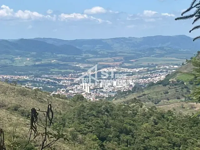 Terreno com 30m², à venda, no bairro Cachoeira dos Macacos em Andradas