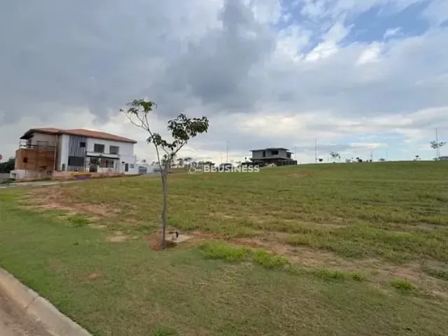 Terreno com 683m², à venda, no bairro Loteamento Alphaville Campinas em Campinas