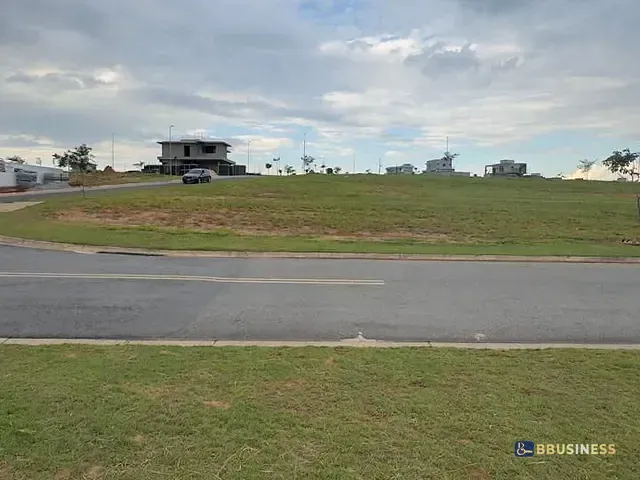 Terreno com 683m², à venda, no bairro Loteamento Alphaville Campinas em Campinas