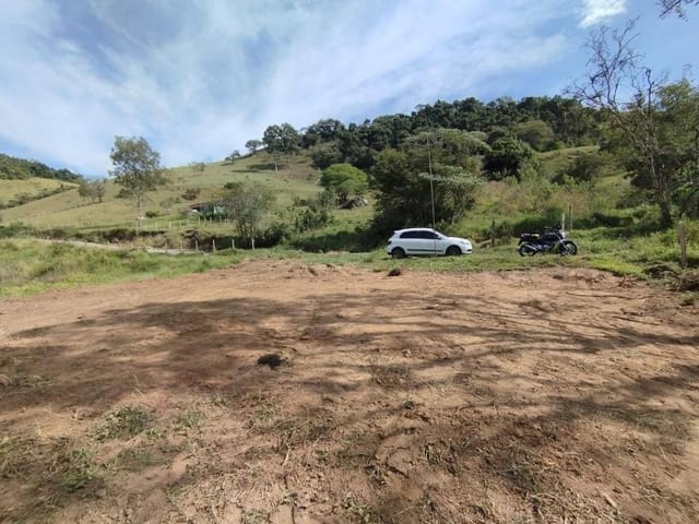 Terreno com 2500m², à venda, no bairro JUNCAL em Extrema