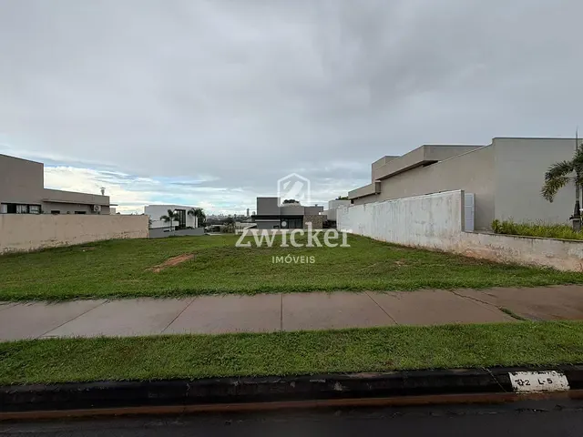 Terreno com 371m², à venda, no bairro Tamboré em Bauru