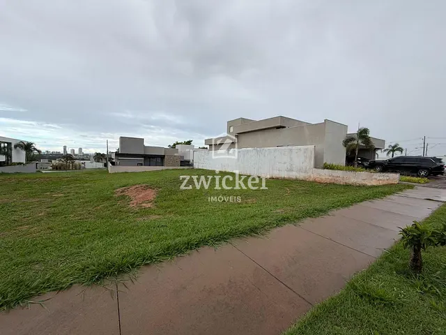 Terreno com 371m², à venda, no bairro Tamboré em Bauru