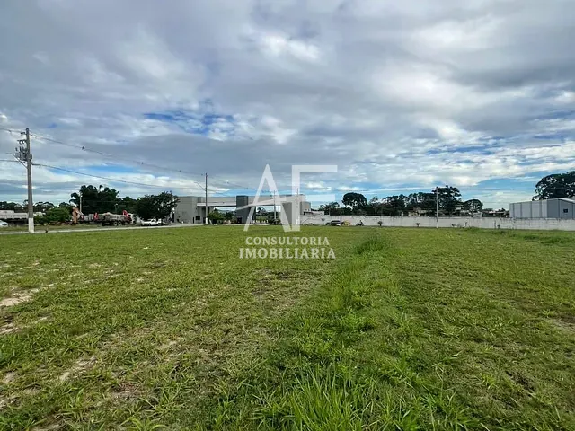 Terreno com 126m², à venda, no bairro Jardim dos Estados em Taubaté