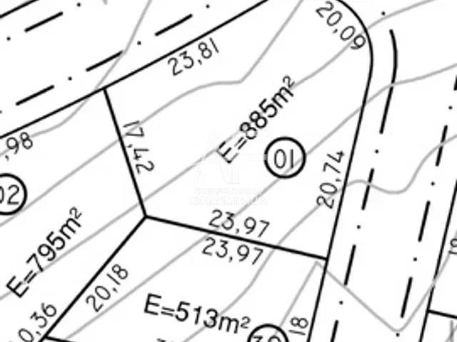 Terreno com 880m², à venda, no bairro Morada dos Nobres em Taubaté