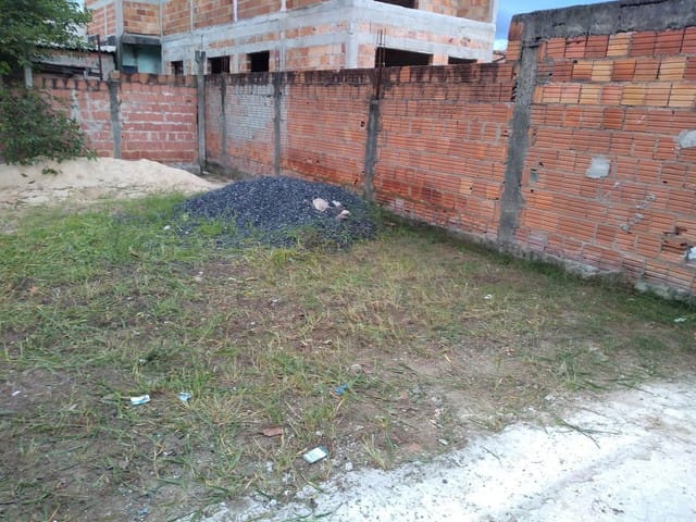 Terreno com 172m², à venda, no bairro Mantiqueira em Pindamonhangaba