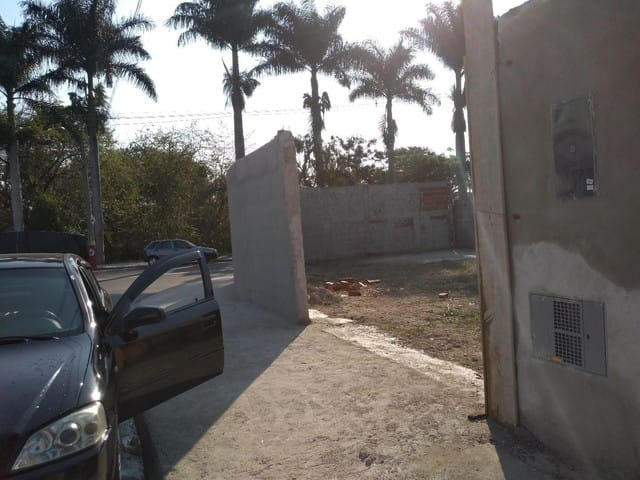 Terreno com 172m², à venda, no bairro Mantiqueira em Pindamonhangaba