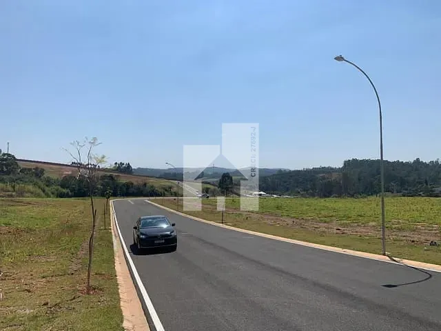 Terreno com 1120m², à venda, no bairro Caxambu em Jundiaí