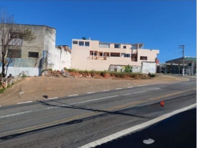 Terreno com 638m², à venda, no bairro Bussocaba em Osasco