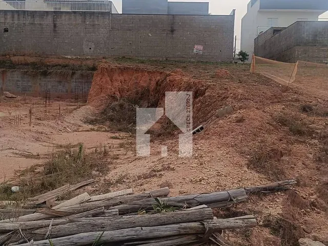 Terreno com 250m², à venda, no bairro Centro (Jacaré) em Cabreúva