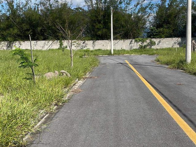 Terreno com 175m², à venda, no bairro Residencial e Comercial Cidade Morumbi em Pindamonhangaba