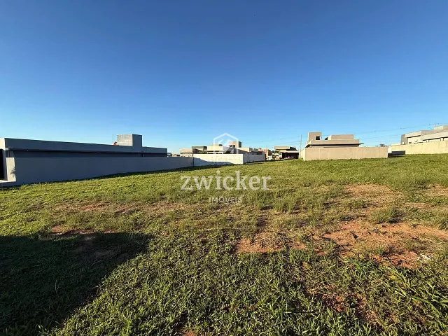 Terreno com 402m², à venda, no bairro Residencial Ávila em Piratininga