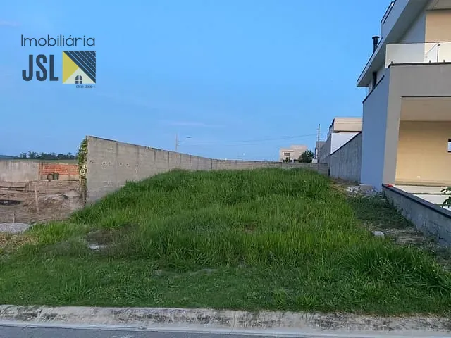 Terreno com 360m², à venda, no bairro Residencial Colinas em Caçapava