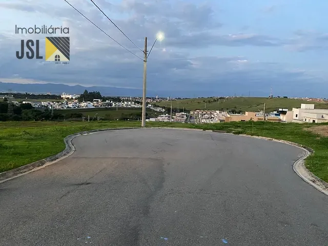 Terreno com 360m², à venda, no bairro Residencial Colinas em Caçapava