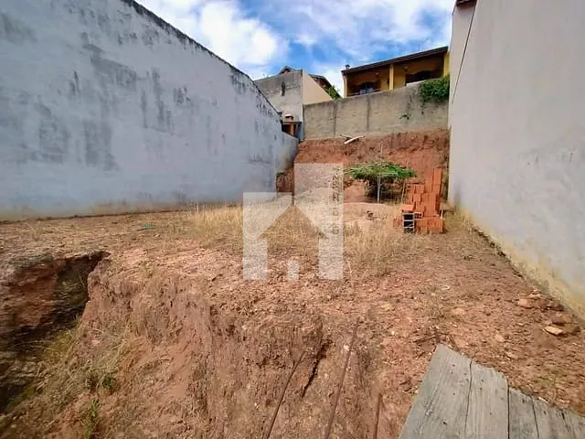 Terreno com 250m², à venda, no bairro Cidade Nova 1 em Jundiaí