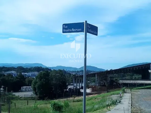 Terreno com 360m², à venda, no bairro Dom Pedro II em Arroio do Meio