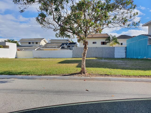 Terreno com 250m², à venda, no bairro Caminho Novo em Tremembé