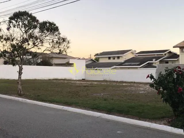 Terreno com 250m², à venda, no bairro Caminho Novo em Tremembé