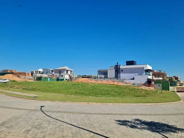 Terreno com 317m², à venda, no bairro Parque dos Resedás em Campinas