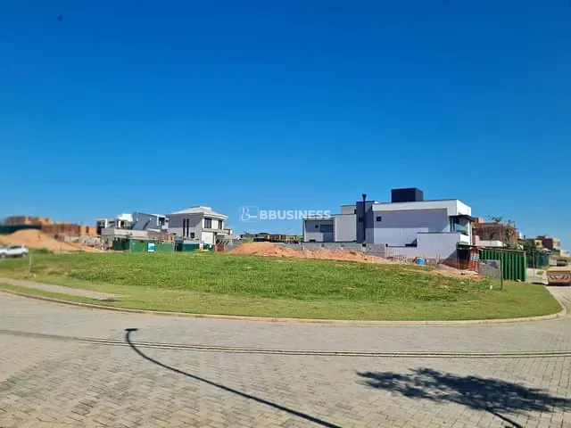 Terreno com 317m², à venda, no bairro Parque dos Resedás em Campinas