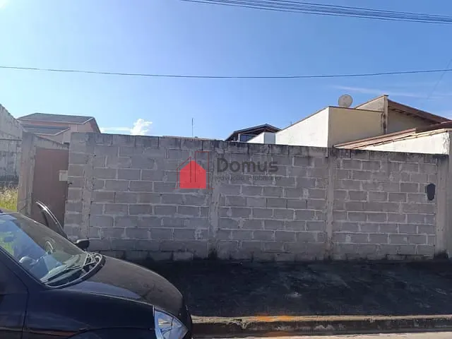 Terreno com 200m², à venda, no bairro Residencial Parque das Palmeiras em Pindamonhangaba