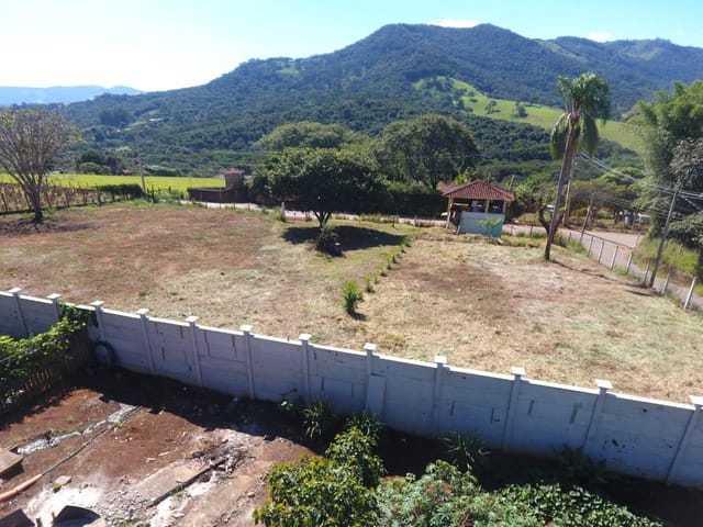 Terreno com 1363m², à venda, no bairro Salto em Extrema