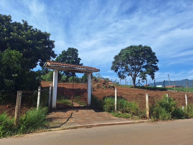 Terreno com 1363m², à venda, no bairro Salto em Extrema