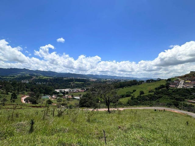 Terreno com 300m², à venda, no bairro Ponte Alta em Extrema
