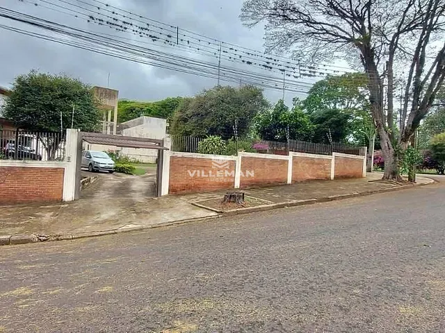 Terreno com 922m², à venda, no bairro Zona 05 em Maringá