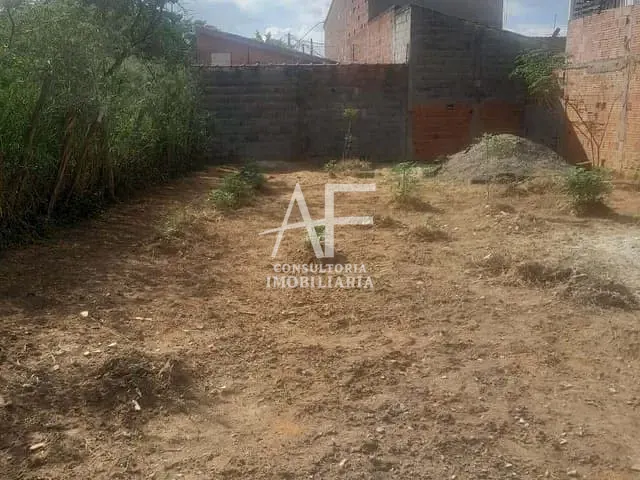 Terreno com 250m², à venda, no bairro Residencial Maricá em Pindamonhangaba