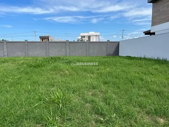 Terreno com 180m², à venda, no bairro Cidade Jardim  em Campos dos Goytacazes