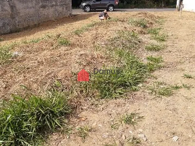 Terreno com 400m², à venda, no bairro Residencial Mombaça  em Pindamonhangaba