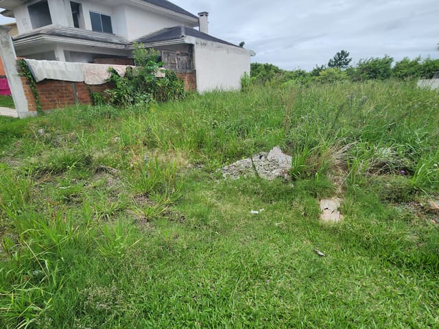 Terreno com 527m², à venda, no bairro Areal em Pelotas