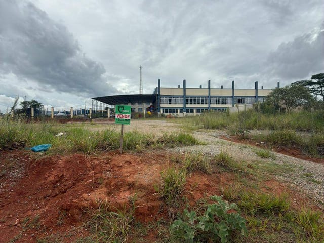 Terreno com 600m², à venda, no bairro Parque dos Manacás em Extrema