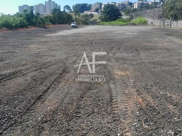 Terreno com 4155m², à venda, no bairro Vila Industrial em São José dos Campos