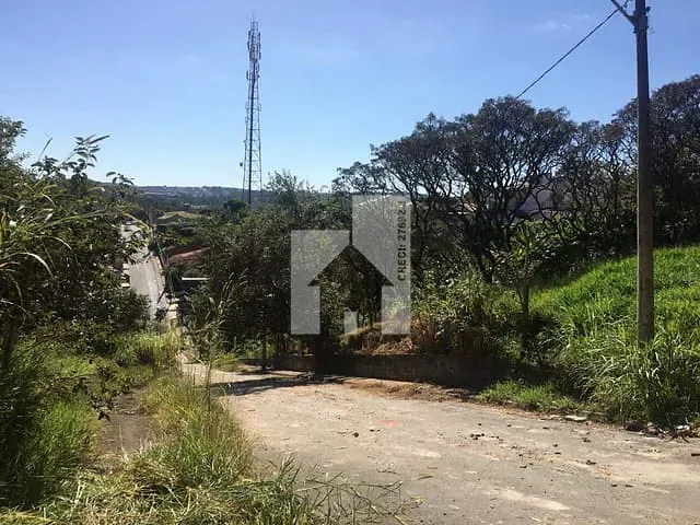 Terreno com 424m², à venda, no bairro Vila Souza em Várzea Paulista