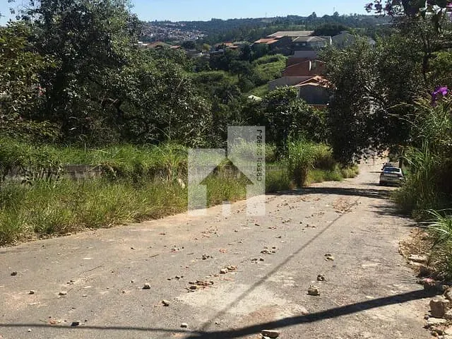 Terreno com 424m², à venda, no bairro Vila Souza em Várzea Paulista
