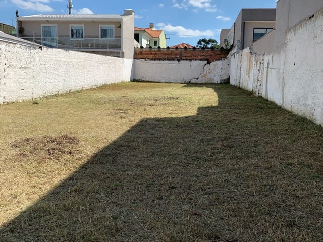 Terreno com 370m², para alugar, no bairro Capão da Imbuia em Curitiba