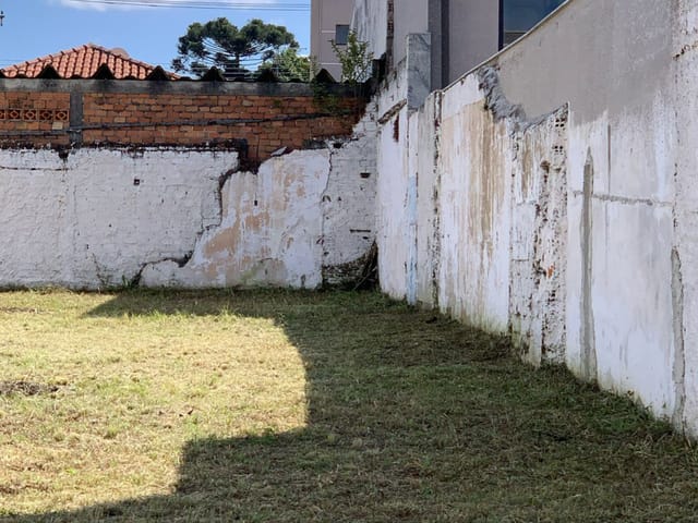Terreno com 370m², para alugar, no bairro Capão da Imbuia em Curitiba