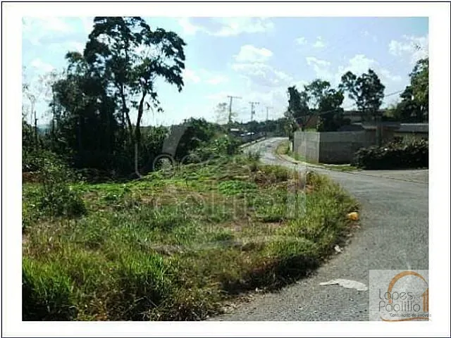Terreno com 701m², à venda, no bairro Cidade Satélite em Atibaia