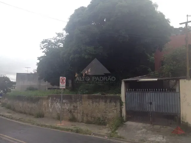 Terreno com 1379m², à venda, no bairro Vila Magini em Mauá