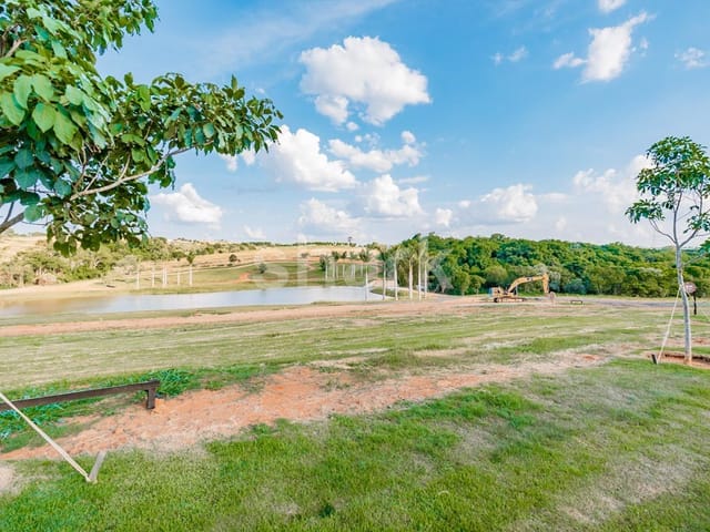 Terreno com 2694m², à venda, no bairro Porto Feliz em Porto Feliz