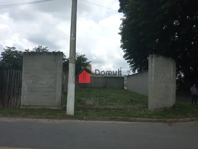 Terreno com 300m², à venda, no bairro Jardim Regina (Moreira César) em Pindamonhangaba